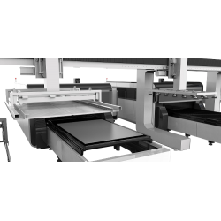 Faserlaser Schneidmaschine CORMAK LF3015GAL mit automatischer Be- und Entladung
