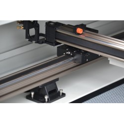 CO2-Laserschneid- und Graviermaschine CORMAK LC1612ZD2 – 2 Laserköpfe