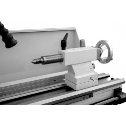 Dreh-Fräsmaschine CORMAK TYTAN Center 750 Vario + Drehmeißel + mitlaufende Körnerspitze