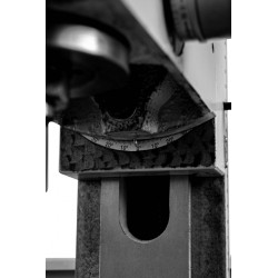 Dreh-Fräsmaschine CORMAK TYTAN Center 750 Vario + Drehmeißel + mitlaufende Körnerspitze