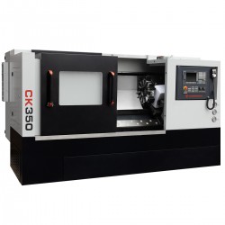 CNC-Drehmaschine CORMAK 350x1000 mit hydraulischem Spannfutter und Siemens Sinumerik 808D
