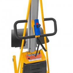 Elektrischer Hochhubwagen CORMAK B0215 (Tragkraft 200kg, Hubhöhe 1500mm)