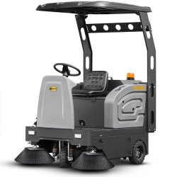 Selbstfahrende Kehrmaschine CORMAK ZP8700 mit Sprühsystem | CORMAK