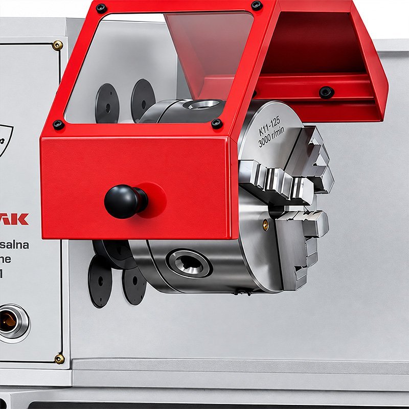 Konventionelle Universaldrehmaschine CORMAK TYTAN 210x520 230V + Satz Drehmeißel | Hersteller CORMAK