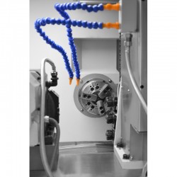 CNC-Drehmaschine CORMAK CK7150LT6 mit angetriebenen Werkzeugen + Roboter