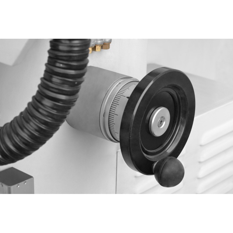 Werkzeugfräsmaschine CORMAK XN835 SERVO