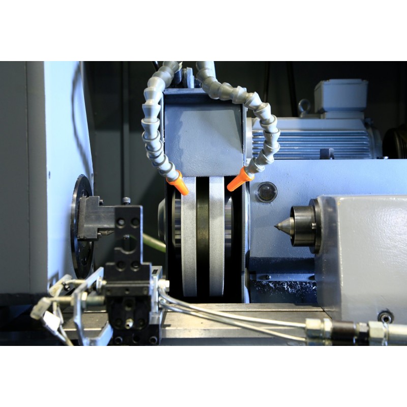 CNC-Rundschleifmaschine CORMAK MSC500 für Wellen
